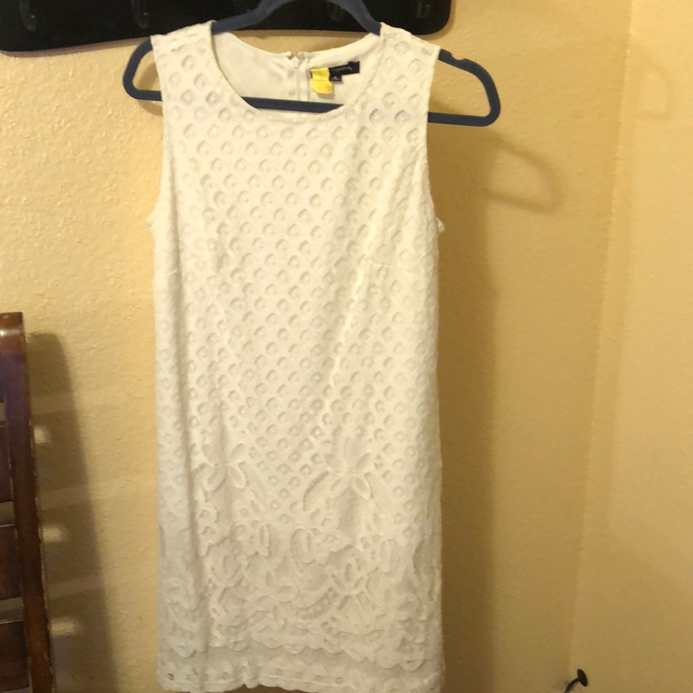 Sharagano White Sleeveless Lace Dress
